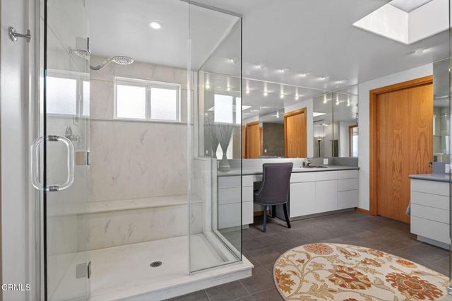 2421 Ocean Drive, Oxnard, CA 93035