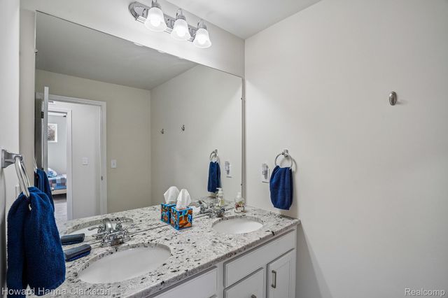 4109 Nottingham Circle, Independence Charter Township, MI 48346