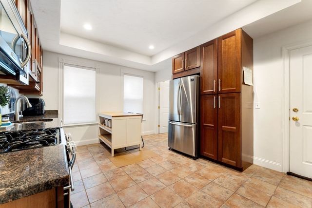 71 Romsey St 1, Boston, MA 02125