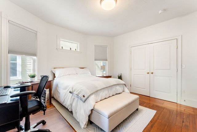 71 Romsey St 1, Boston, MA 02125