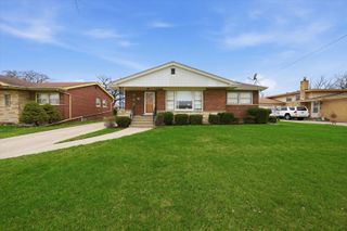 834 N Maple Drive, Chicago Heights, IL 60411