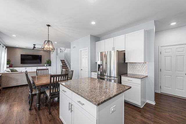 2143 W 132nd Place, Crown Point, IN 46307