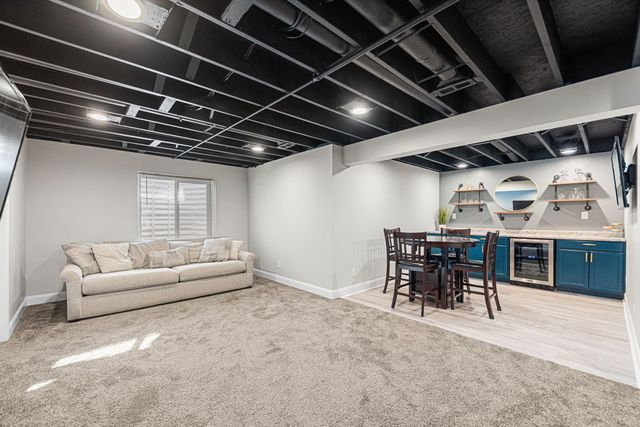 2143 W 132nd Place, Crown Point, IN 46307