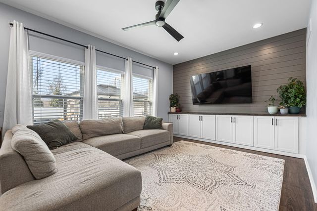 2143 W 132nd Place, Crown Point, IN 46307