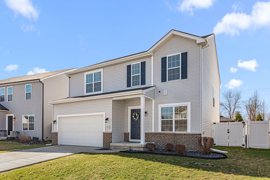 2143 W 132nd Place, Crown Point, IN 46307