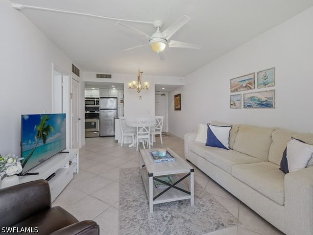 180 Seaview CT 706, Marco Island, FL 34145