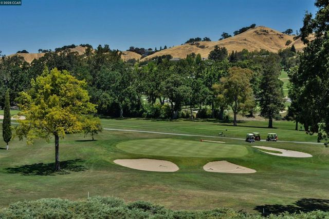 2633 Saklan Indian Dr 4, Walnut Creek, CA 94595