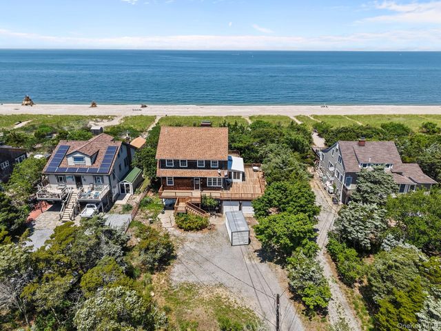 141 Harbor Beach Road, Mount Sinai, NY 11766