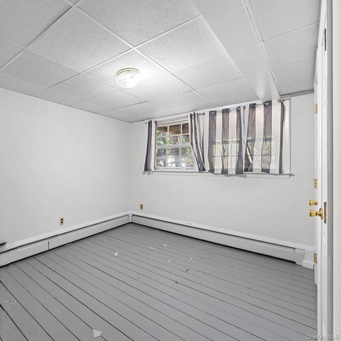141 Harbor Beach Road, Mount Sinai, NY 11766