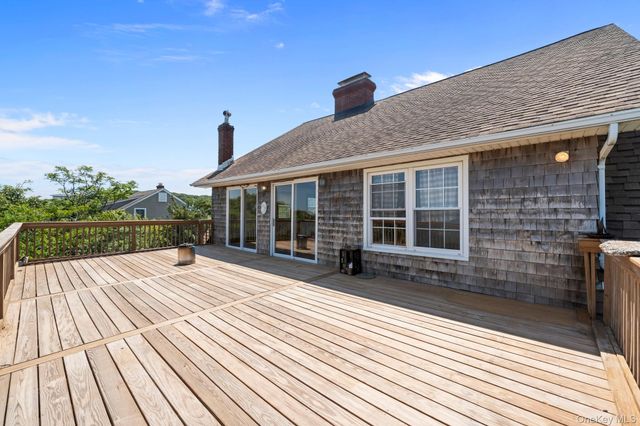 141 Harbor Beach Road, Mount Sinai, NY 11766
