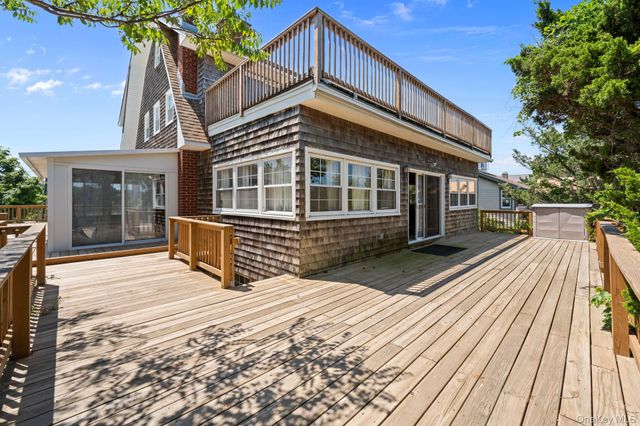 141 Harbor Beach Road, Mount Sinai, NY 11766