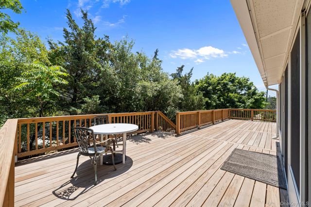 141 Harbor Beach Road, Mount Sinai, NY 11766