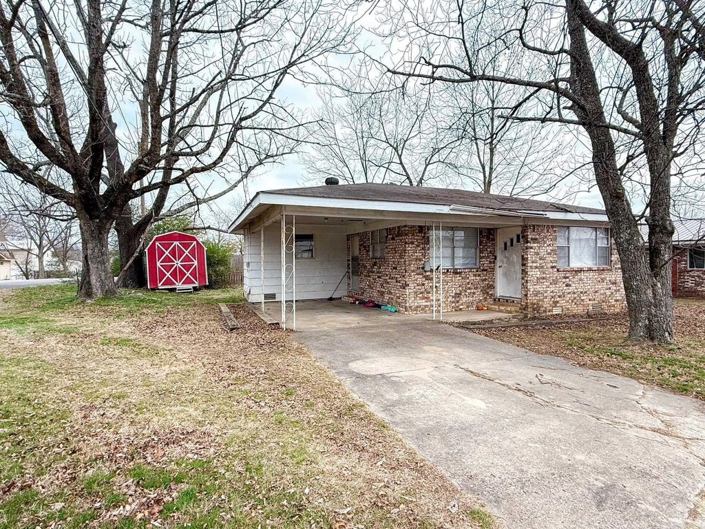 481 Poplar Street, Clinton, AR 72031
