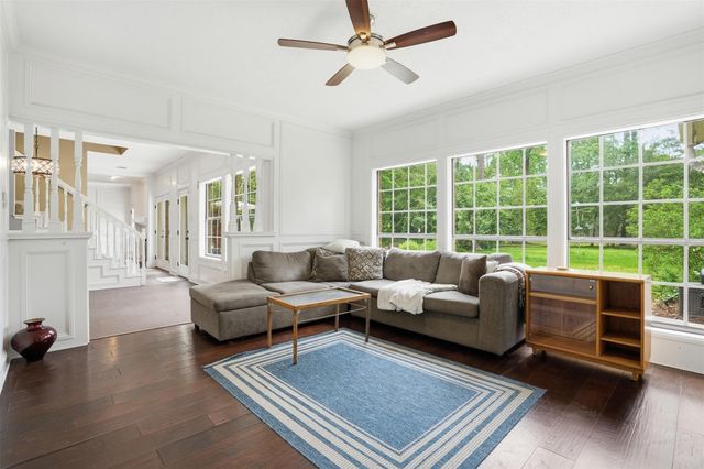 587 Melmont Street, Conroe, TX 77302