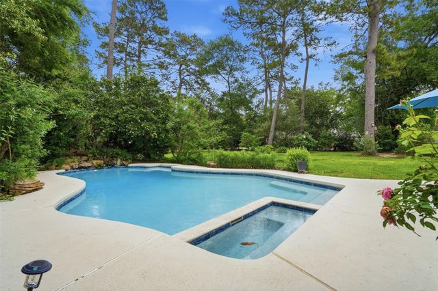 587 Melmont Street, Conroe, TX 77302