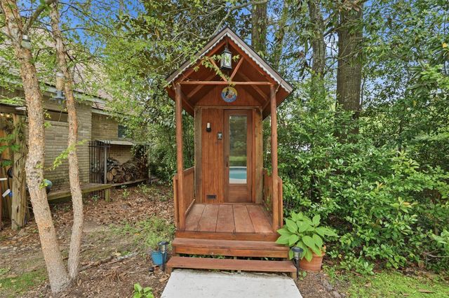 587 Melmont Street, Conroe, TX 77302