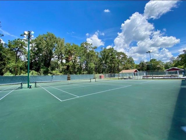 587 Melmont Street, Conroe, TX 77302