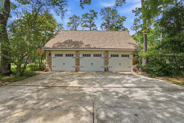 587 Melmont Street, Conroe, TX 77302