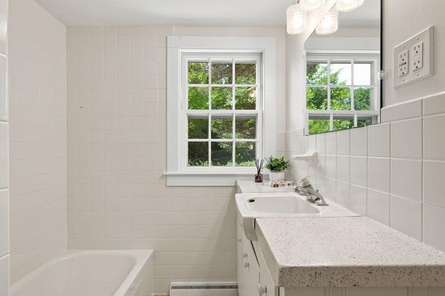 4 High Tide Lane, Orleans, MA 02653