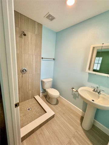 1493 CLEVELAND STREET, Clearwater, FL 33755