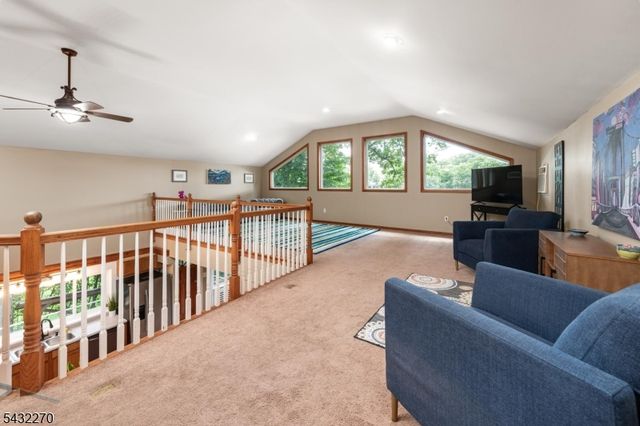 106 Poplar Grove Ter, West Milford Twp., NJ 07480