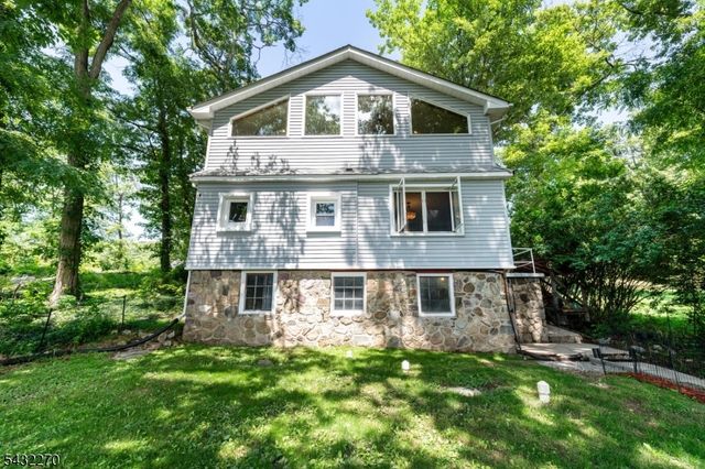 106 Poplar Grove Ter, West Milford Twp., NJ 07480