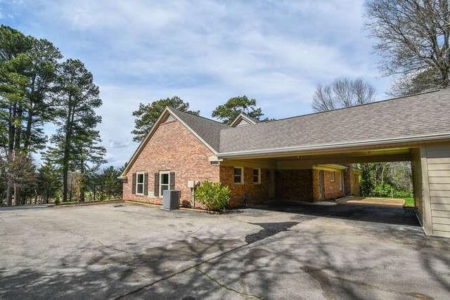 3216 Golf Club Drive, Gainesville, GA 30506