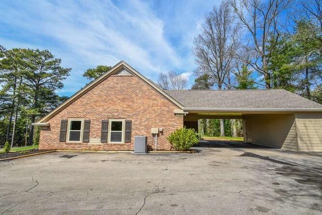 3216 Golf Club Drive, Gainesville, GA 30506