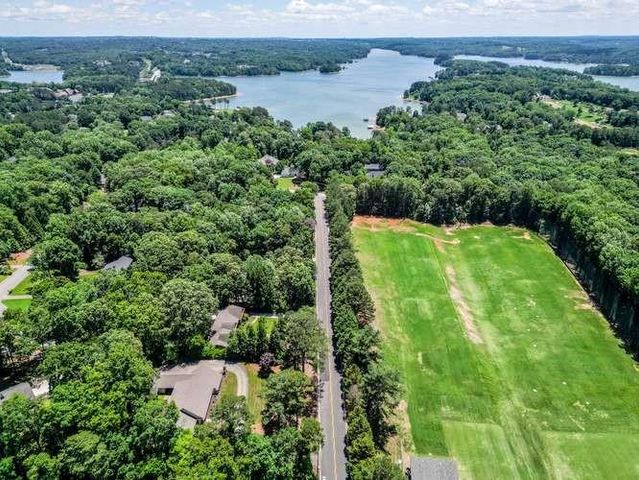 3216 Golf Club Drive, Gainesville, GA 30506