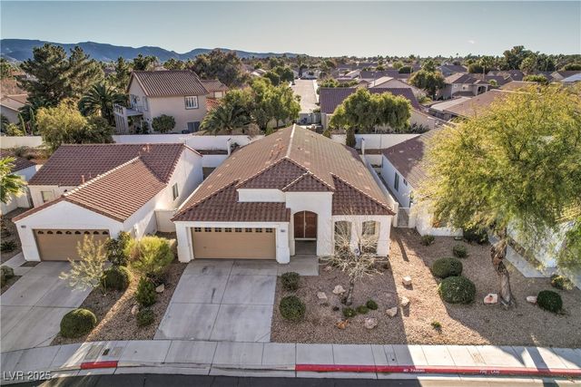 1851 Vista Pointe Avenue, Henderson, NV 89012