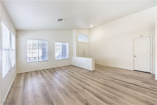 1851 Vista Pointe Avenue, Henderson, NV 89012