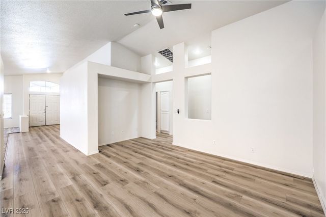 1851 Vista Pointe Avenue, Henderson, NV 89012