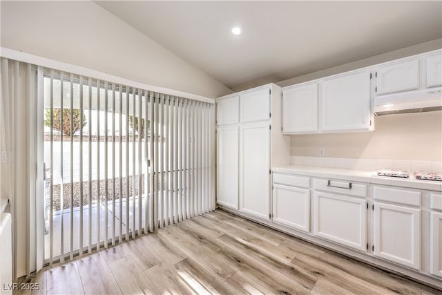 1851 Vista Pointe Avenue, Henderson, NV 89012