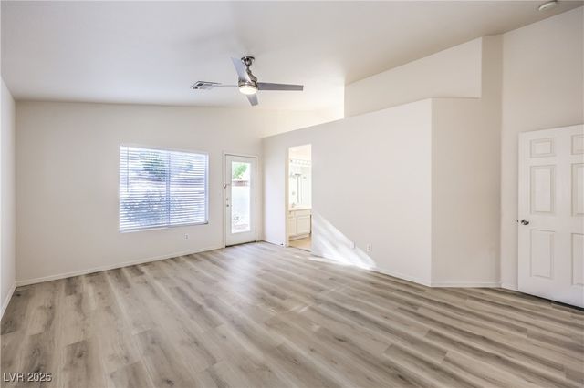 1851 Vista Pointe Avenue, Henderson, NV 89012