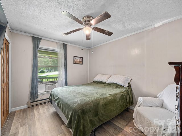 115 Hollifield Street, Spruce Pine, NC 28777