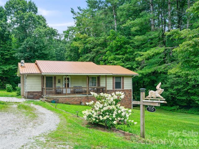 115 Hollifield Street, Spruce Pine, NC 28777