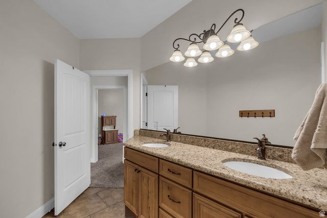 2551 S HONEY BEE CIR, Washington, UT 84780