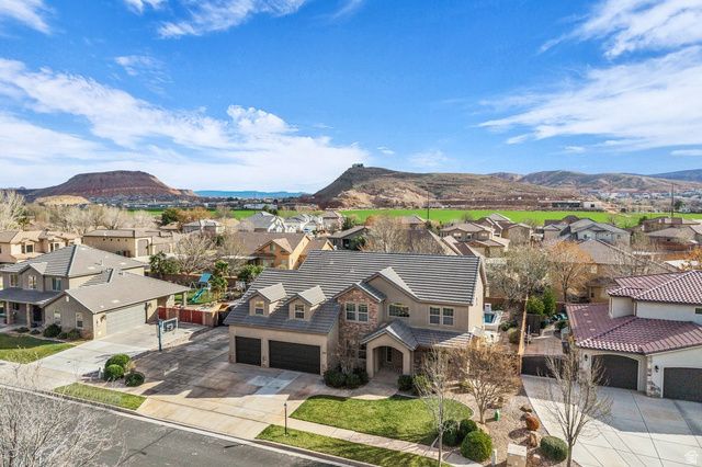 2551 S HONEY BEE CIR, Washington, UT 84780