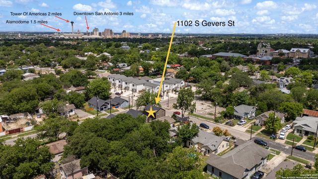 1102 S Gevers St, San Antonio, TX 78210