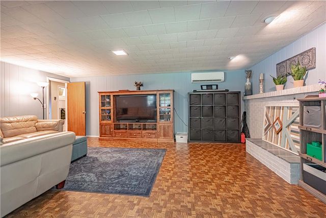 1411 Chippewa Drive, Upper Macungie Twp, PA 18104