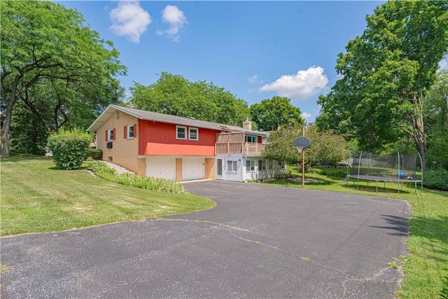 1411 Chippewa Drive, Upper Macungie Twp, PA 18104