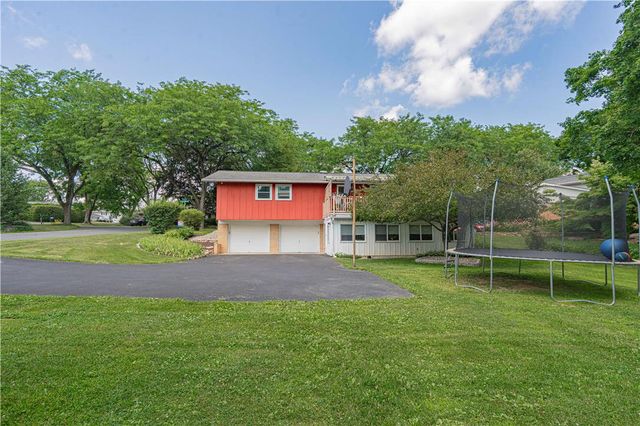 1411 Chippewa Drive, Upper Macungie Twp, PA 18104