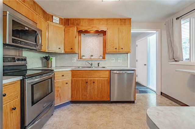 1411 Chippewa Drive, Upper Macungie Twp, PA 18104