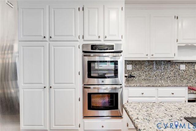 3911 Reeds Landing Cir, Midlothian, VA 23113