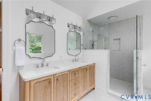 3911 Reeds Landing Cir, Midlothian, VA 23113