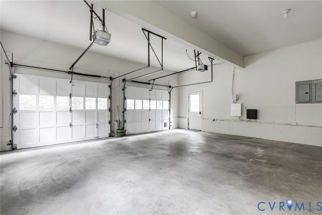 3911 Reeds Landing Cir, Midlothian, VA 23113
