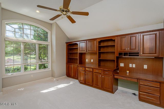 3428 Amberwood Lane, Toledo, OH 43617