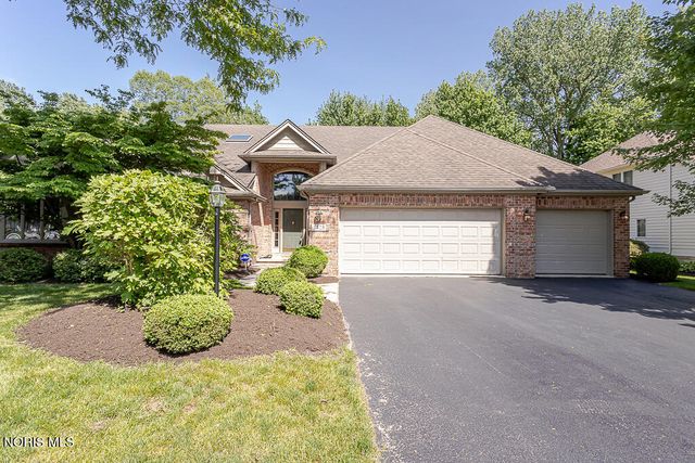 3428 Amberwood Lane, Toledo, OH 43617