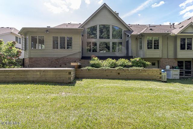 3428 Amberwood Lane, Toledo, OH 43617