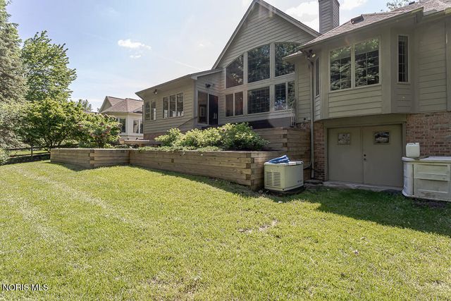 3428 Amberwood Lane, Toledo, OH 43617